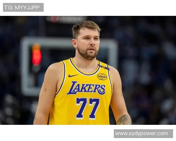 又是东契奇mvp无望的赛季，天崩开局啊，湖人1.95亿的阵容缺席1.15亿